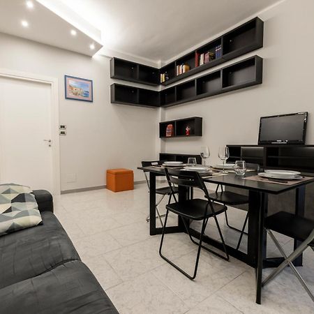 Tra Porta Susa E Piazza Statuto -Cortile Interno- 토리노 외부 사진